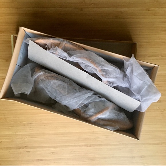 BILLINI Vegan Strappy Kitten Heels - Spice (5) NWT - Picture 16 of 16